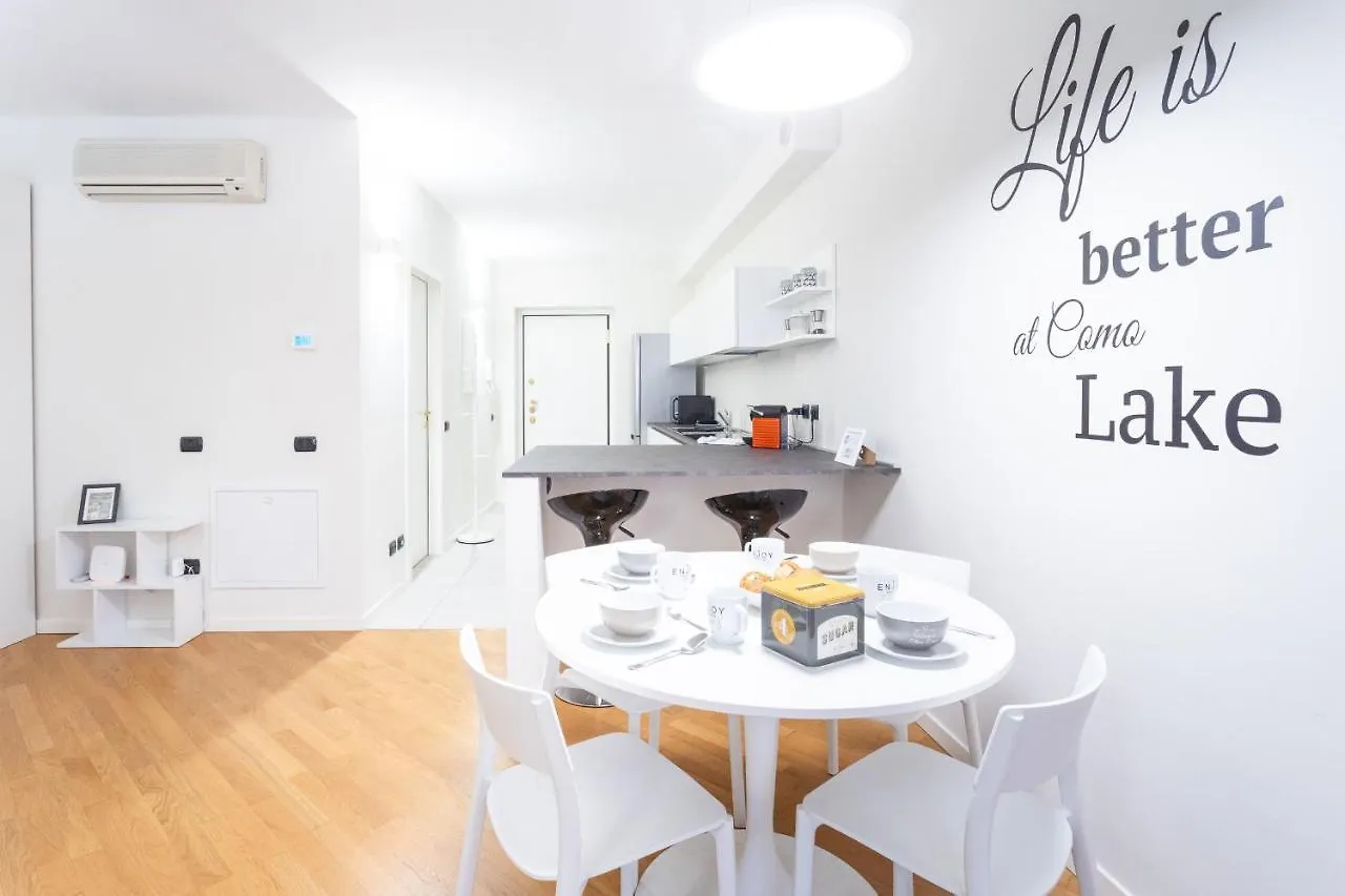White Flat In Como City Center By Rent All 科莫